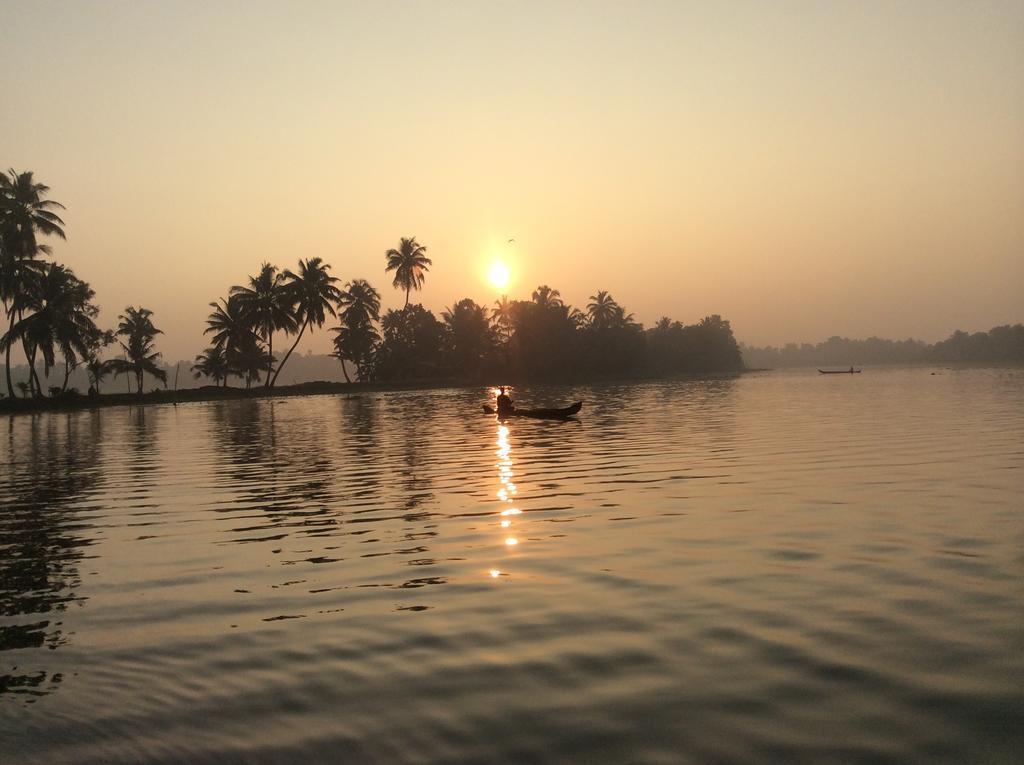 Ayana'S Homestay Alappuzha Dış mekan fotoğraf
