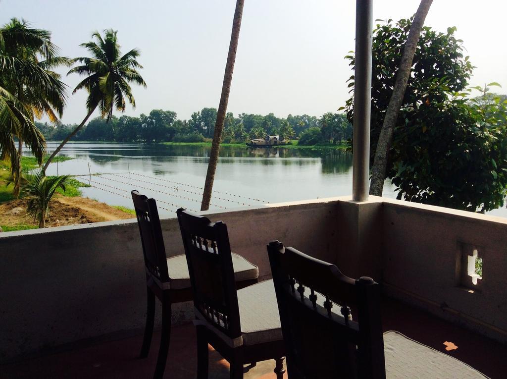 Ayana'S Homestay Alappuzha Dış mekan fotoğraf
