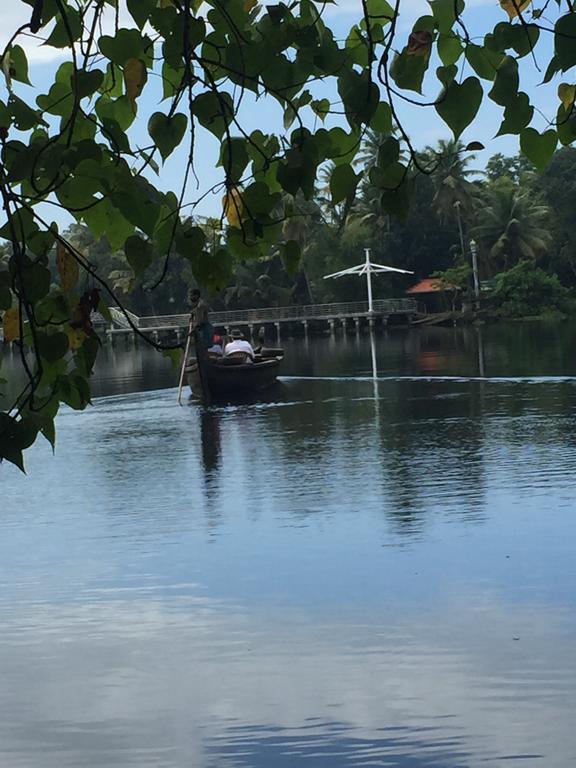 Ayana'S Homestay Alappuzha Dış mekan fotoğraf